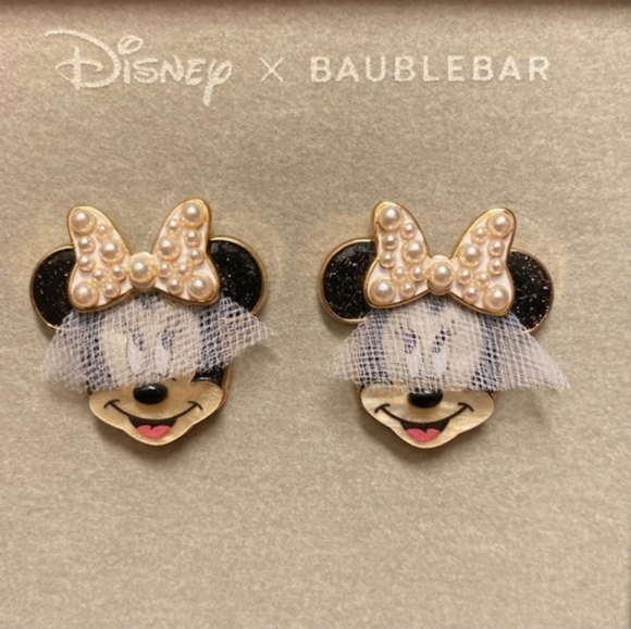 Disney Jewelry - DISNEY Bride Minnie stud earrings BNIB